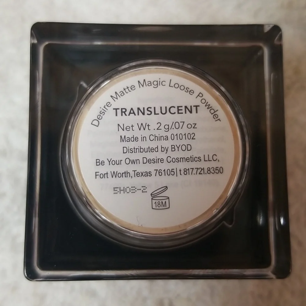 4/25 bundle item. BYOD Desire Magic Loose Powder in Translucent